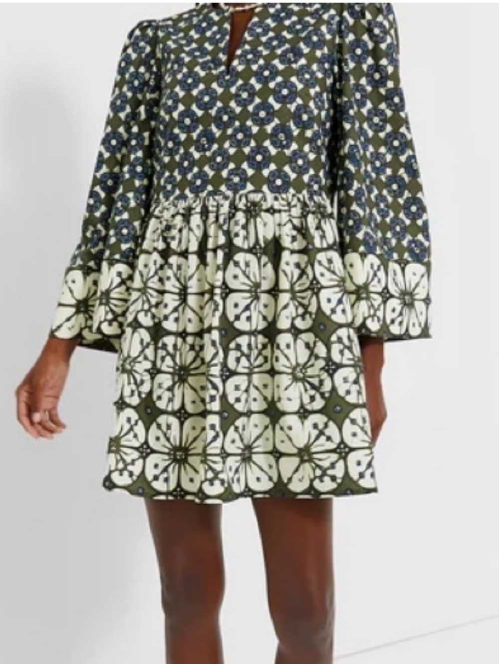 Tuckernuck Batik Medallion Izzie Dress Blue Medallion Batik size Large